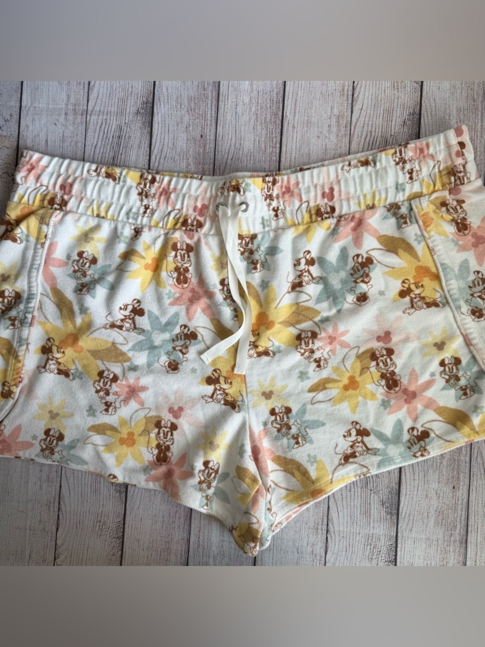 DISNEY Parks Minnie Mouse Floral Lounge Shorts 2X